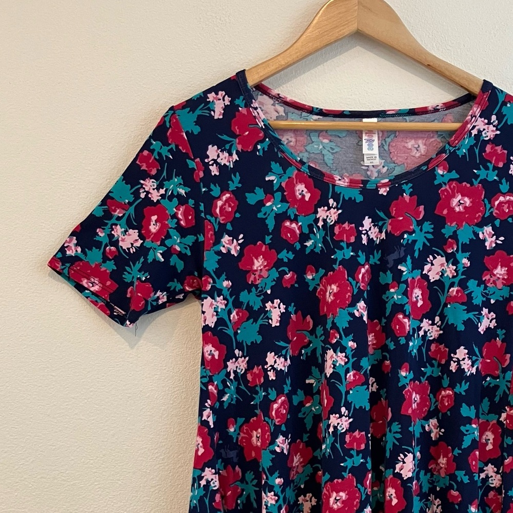LuLaRoe | Perfect T Tunic Top
